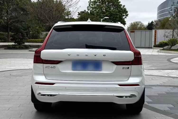 Used Volvo XC60 2022 B5 4x4 Zhiyi Luxury Edition Exterior 4