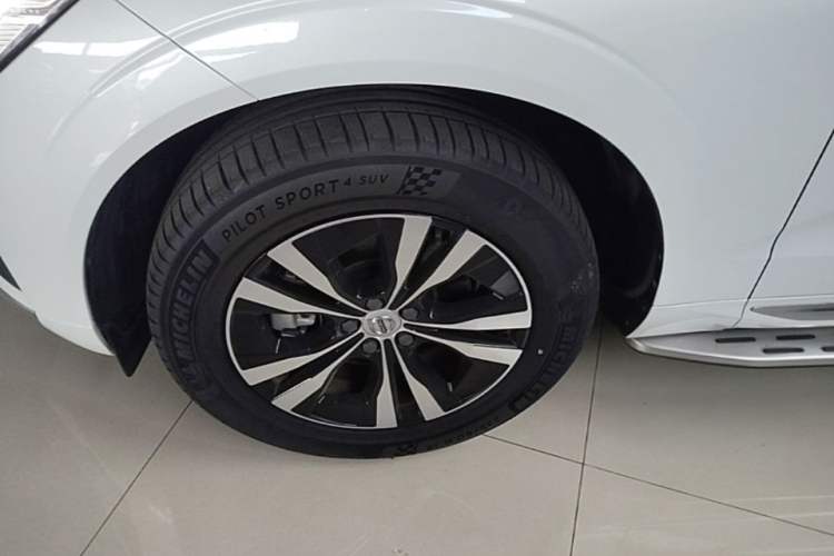 Used Volvo XC60 2022 B5 4x4 Zhiyi Luxury Edition Exterior 4
