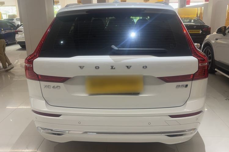 Used Volvo XC60 2022 B5 4x4 Zhiyi Luxury Edition Exterior 4