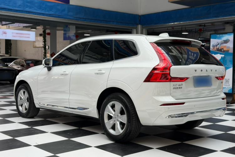 Used Volvo XC60 2022 B5 4x4 Zhiyi Luxury Edition Exterior 5