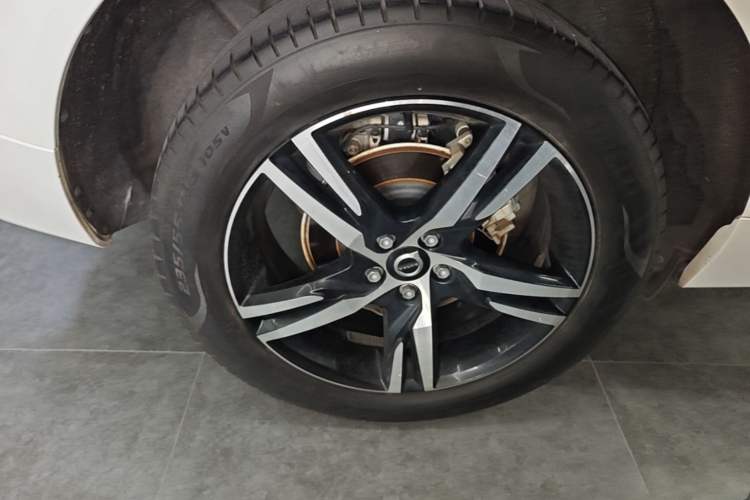 Used Volvo XC60 2022 B5 4x4 Smart & Advanced Sport Edition Exterior 5
