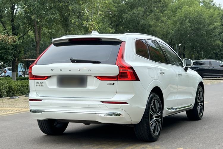 Used Volvo XC60 2022 B5 4x4 Smart Luxury Edition Exterior 5
