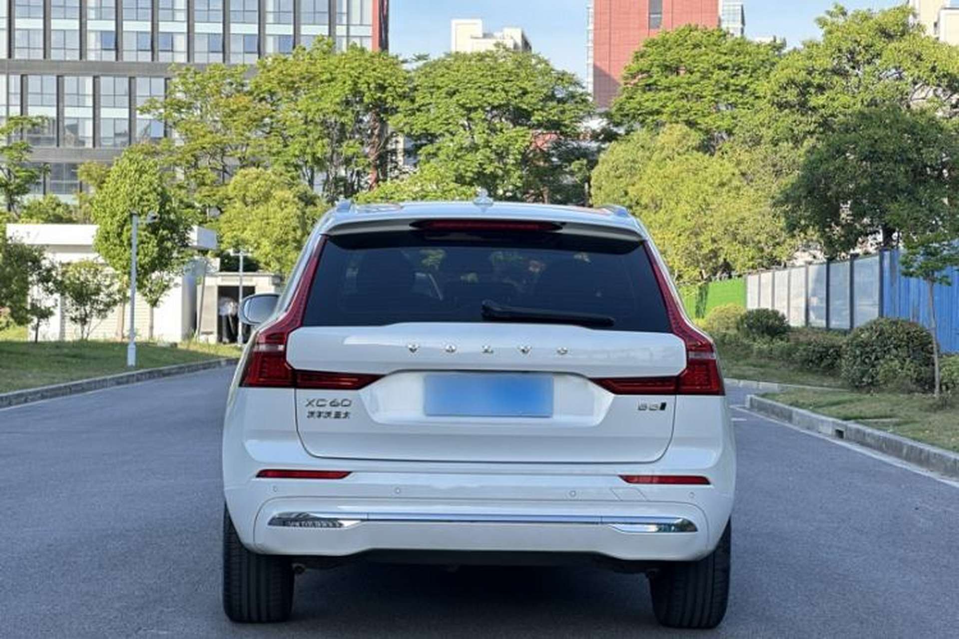 Used Volvo XC60 2022 B5 4x4 Zhiyi Luxury Edition Exterior 6