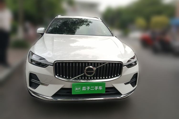 Used Volvo XC60 2022 B5 4x4 Smart Luxury Edition Front
