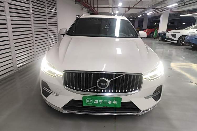 Used Volvo XC60 2022 B5 4x4 Zhiyi Luxury Edition Front