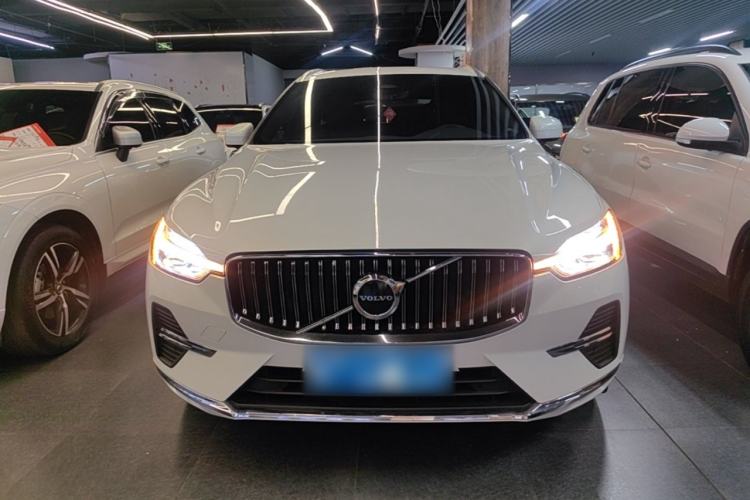 Used Volvo XC60 2022 B5 4x4 Smart Luxury Edition Front