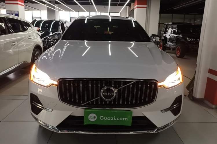 Used Volvo XC60 2022 B5 4x4 Zhiyi Luxury Edition Front