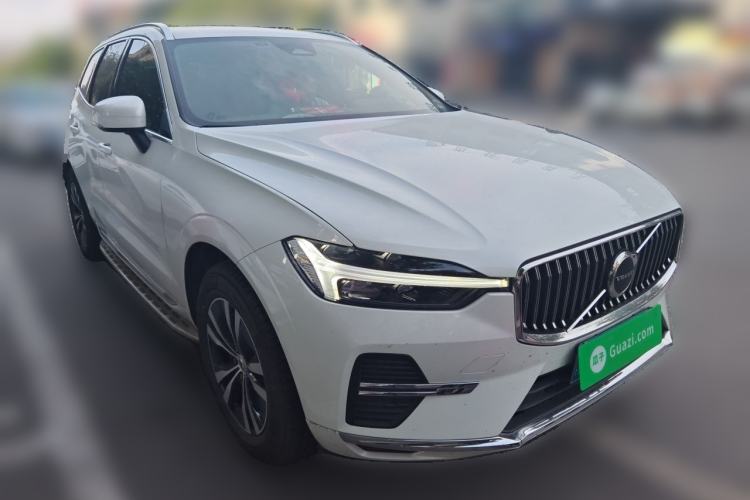 Used Volvo XC60 2022 B5 4x4 Zhiyi Luxury Edition Front Right 45 Deg