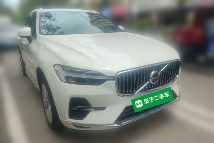 Used Volvo XC60 2022 B5 4x4 Zhiyi Luxury Edition Front Right 45 Deg