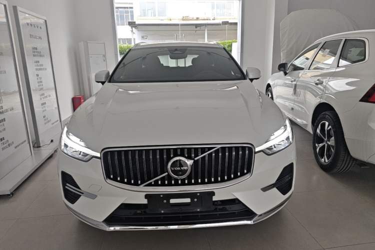 Used Volvo XC60 2022 B5 4x4 Zhiya Luxury Edition Front