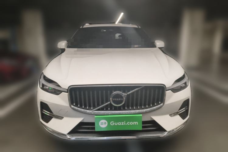 Used Volvo XC60 2022 B5 4x4 Smart Luxury Edition Front