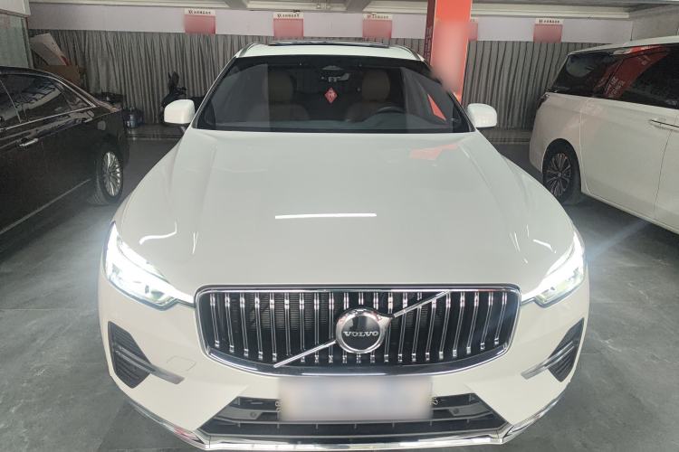 Used Volvo XC60 2022 B5 4x4 Smart Luxury Edition Front