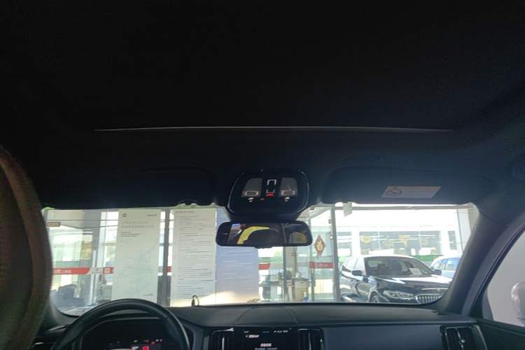 Used Volvo XC60 2022 B5 4x4 Zhiyi Luxury Edition Headliner