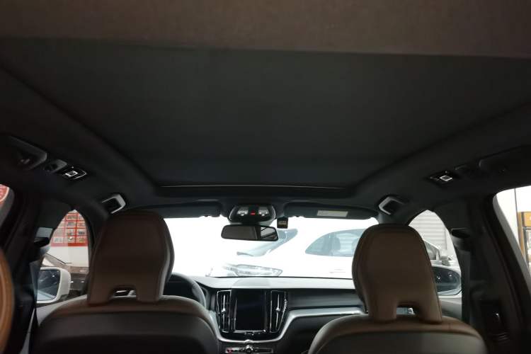 Used Volvo XC60 2022 B5 4x4 Zhiyi Luxury Edition Headliner