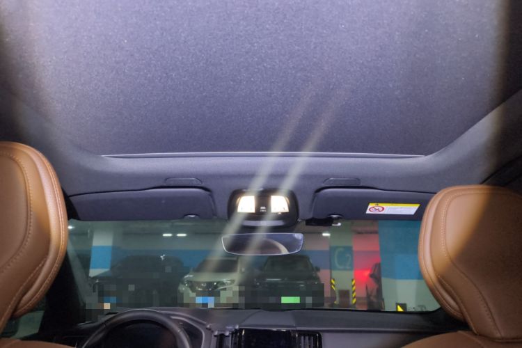 Used Volvo XC60 2022 B5 4x4 Smart Luxury Edition Headliner
