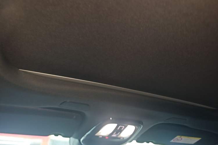 Used Volvo XC60 2022 B5 4x4 Smart Luxury Edition Headliner