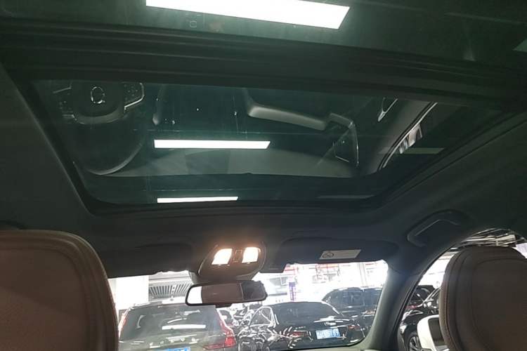 Used Volvo XC60 2022 B5 4x4 Zhiyi Luxury Edition Headliner