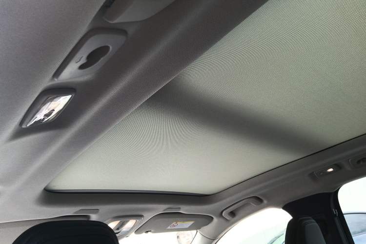 Used Volvo XC60 2022 B5 4x4 Zhiyi Luxury Edition Headliner