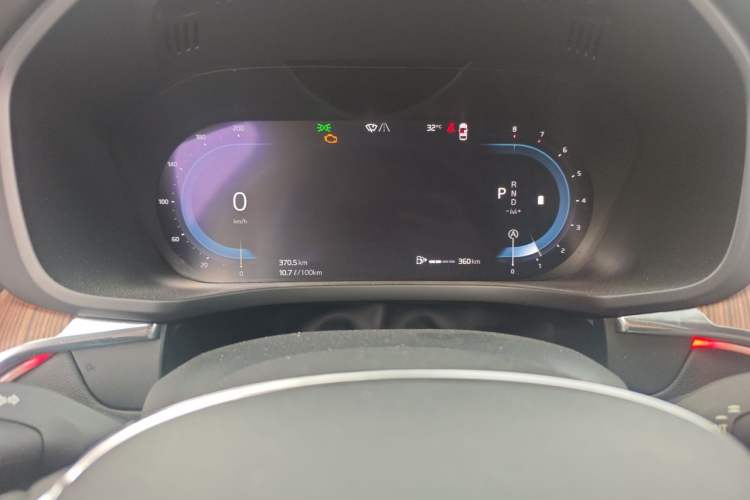 Used Volvo XC60 2022 B5 4x4 Smart Luxury Edition Instrument Cluster