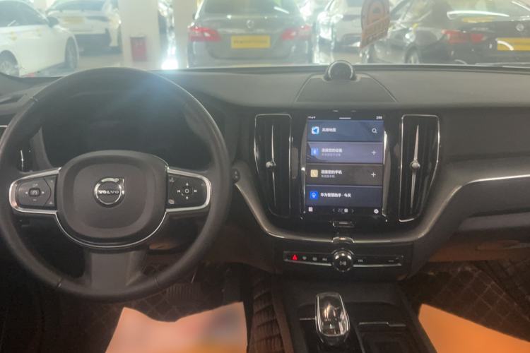 Used Volvo XC60 2022 B5 4x4 Zhiyi Luxury Edition Interior 3