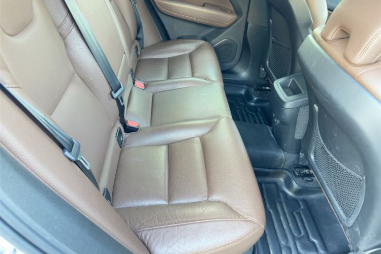 Used Volvo XC60 2022 B5 4x4 Zhiyi Luxury Edition Interior 4