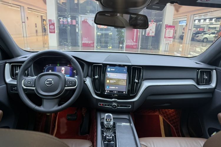 Used Volvo XC60 2022 B5 4x4 Zhiyi Luxury Edition Interior 4