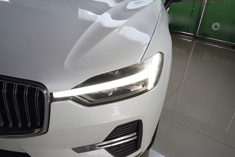 Used Volvo XC60 2022 B5 4x4 Zhiyi Luxury Edition Left Front Headlight