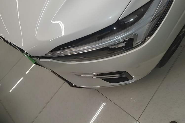 Used Volvo XC60 2022 B5 4x4 Smart Luxury Edition Left Front Headlight