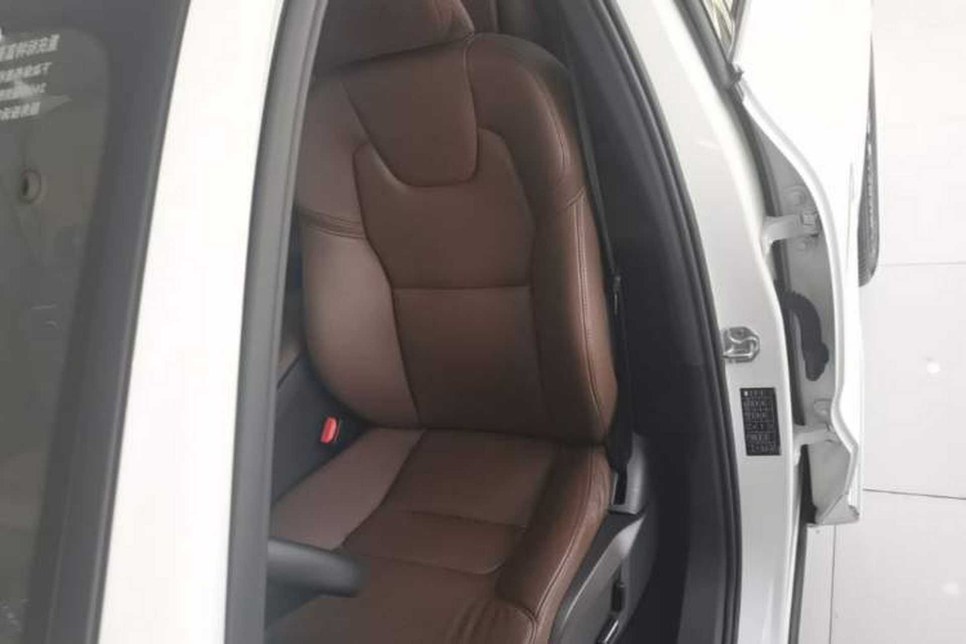 Used Volvo XC60 2022 B5 4x4 Zhiyi Luxury Edition Left Front Seat