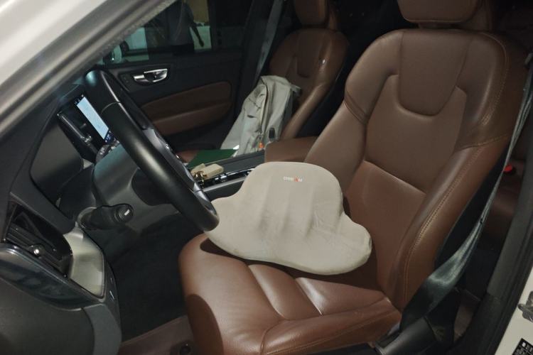 Used Volvo XC60 2022 B5 4x4 Zhiyi Luxury Edition Left Front Seat