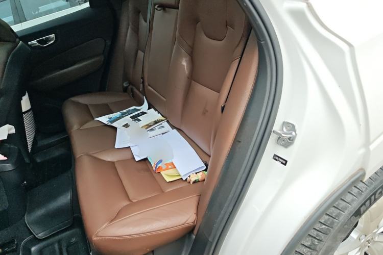 Used Volvo XC60 2022 B5 4x4 Zhiyi Luxury Edition Left Rear Seat