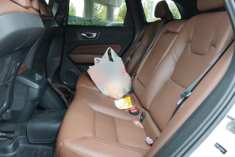 Used Volvo XC60 2022 B5 4x4 Zhiyi Luxury Edition Left Rear Seat