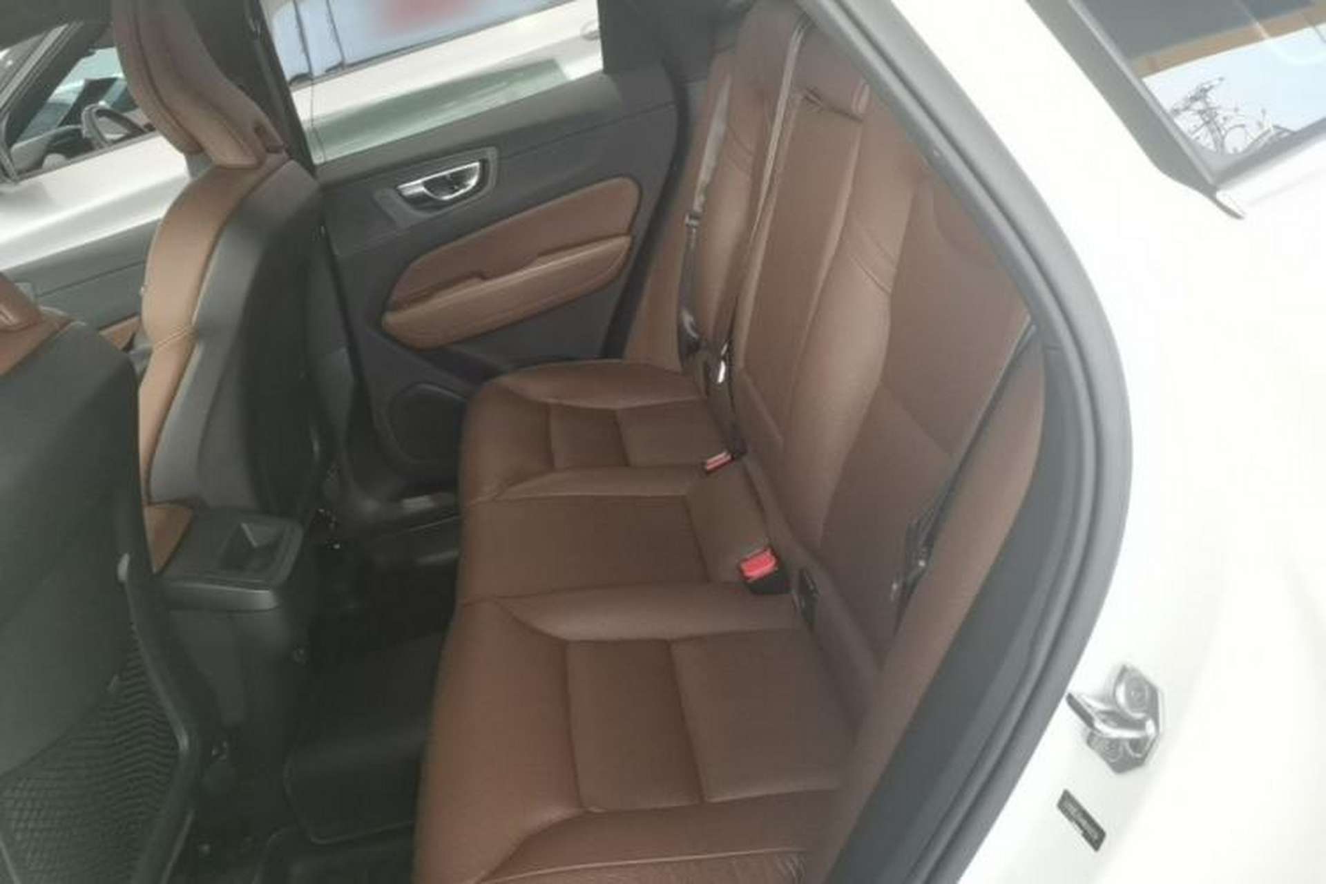 Used Volvo XC60 2022 B5 4x4 Zhiyi Luxury Edition Left Rear Seat