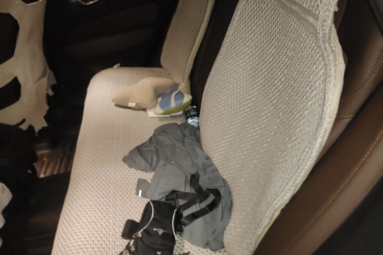 Used Volvo XC60 2022 B5 4x4 Smart Luxury Edition Left Rear Seat