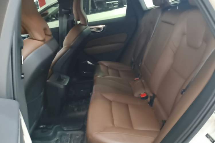 Used Volvo XC60 2022 B5 4x4 Zhiyi Luxury Edition Left Rear Seat