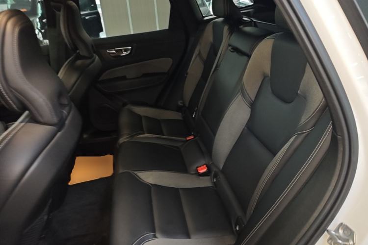 Used Volvo XC60 2022 B5 4x4 Smart & Advanced Sport Edition Left Rear Seat