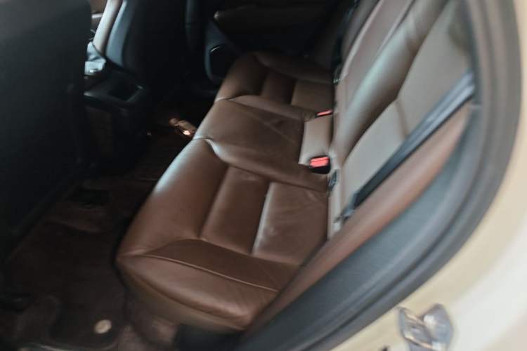 Used Volvo XC60 2022 B5 4x4 Smart Luxury Edition Left Rear Seat