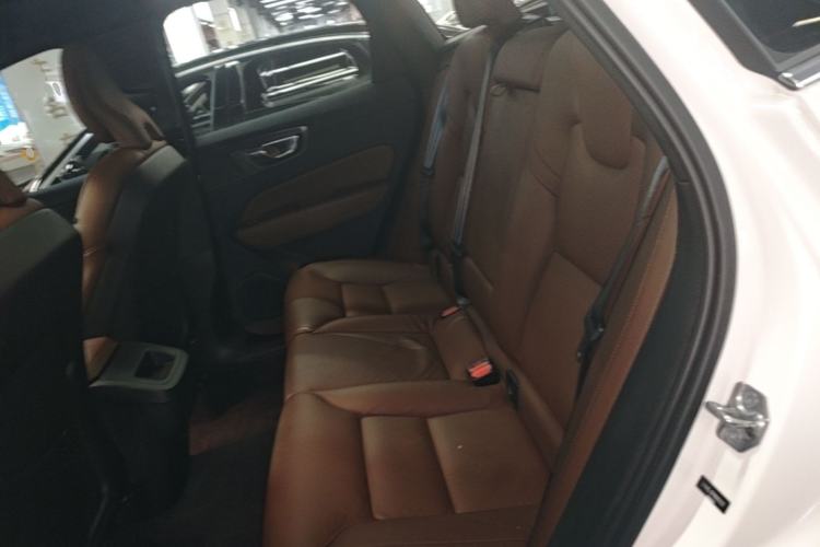 Used Volvo XC60 2022 B5 4x4 Smart Luxury Edition Left Rear Seat