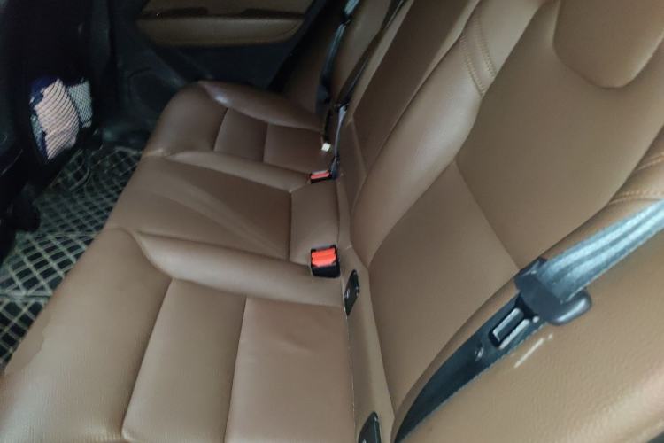 Used Volvo XC60 2022 B5 4x4 Zhiyi Luxury Edition Left Rear Seat