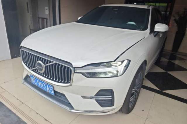 Used Volvo XC60 2022 B5 4x4 Smart Luxury Edition