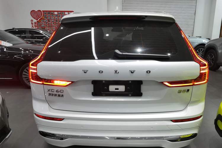 Used Volvo XC60 2022 B5 4x4 Zhiyi Luxury Edition Rear