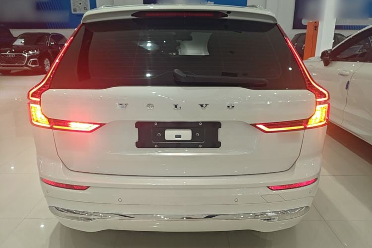 Used Volvo XC60 2022 B5 4x4 Zhiyi Luxury Edition Rear