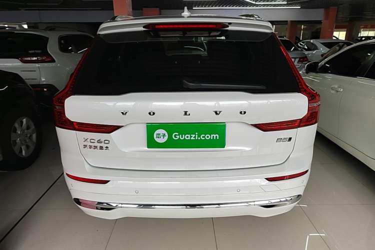 Used Volvo XC60 2022 B5 4x4 Smart Luxury Edition Rear