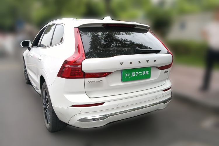 Used Volvo XC60 2022 B5 4x4 Smart Luxury Edition Rear Left 45 Deg