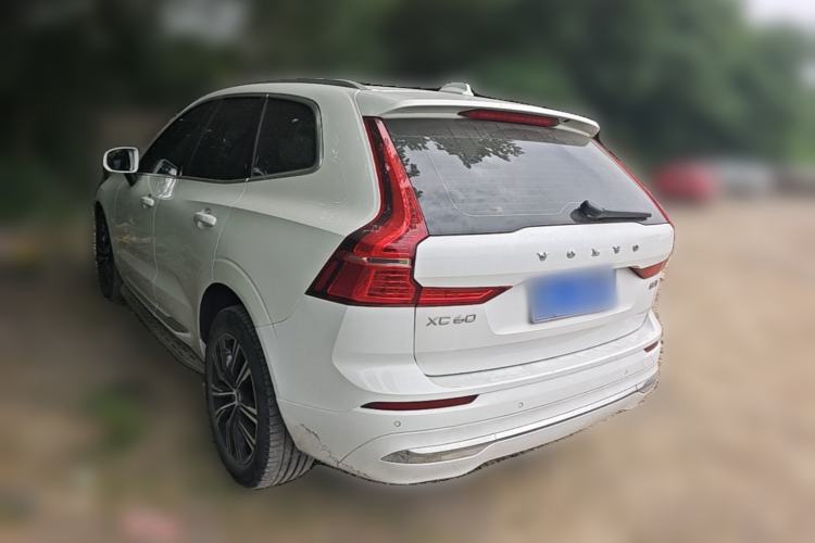 Used Volvo XC60 2022 B5 4x4 Smart Luxury Edition Rear Left 45 Deg