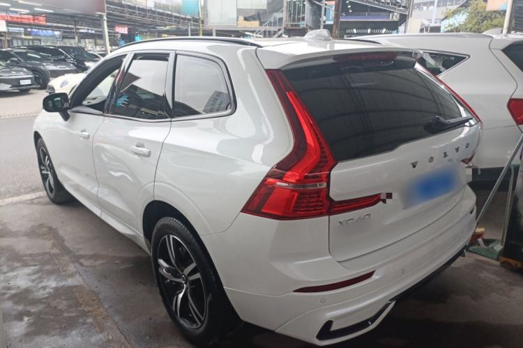Used Volvo XC60 2022 B5 4x4 Smart & Advanced Sport Edition Rear Left 45 Deg
