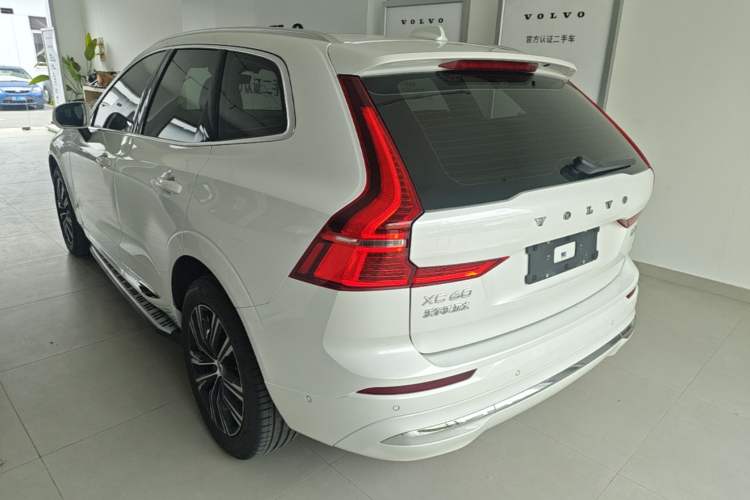 Used Volvo XC60 2022 B5 4x4 Zhiya Luxury Edition Rear Left 45 Deg