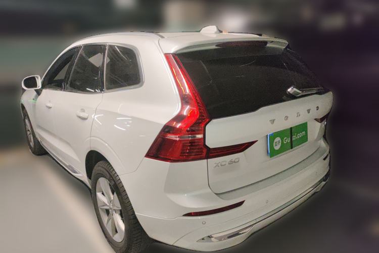 Used Volvo XC60 2022 B5 4x4 Zhiyi Luxury Edition Rear Left 45 Deg