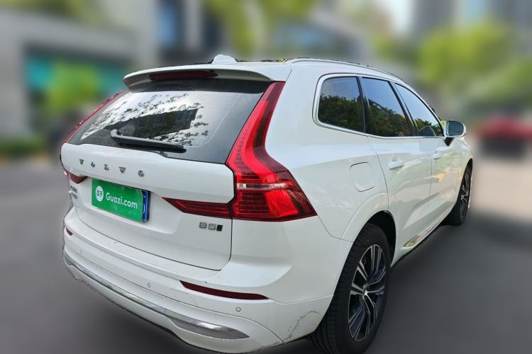 Used Volvo XC60 2022 B5 4x4 Smart Luxury Edition Rear Right 45 Deg