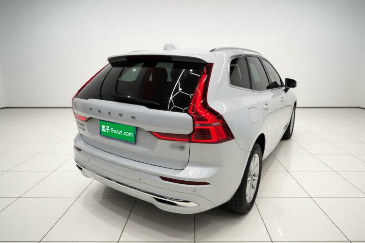 Used Volvo XC60 2022 B5 4x4 Zhiyi Luxury Edition Rear Right 45 Deg